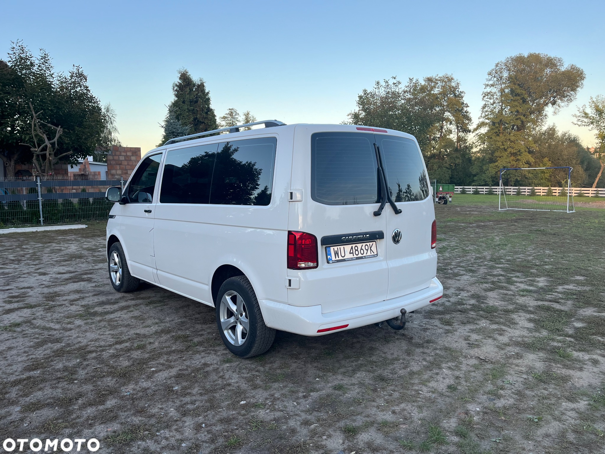 Volkswagen Caravelle - 6