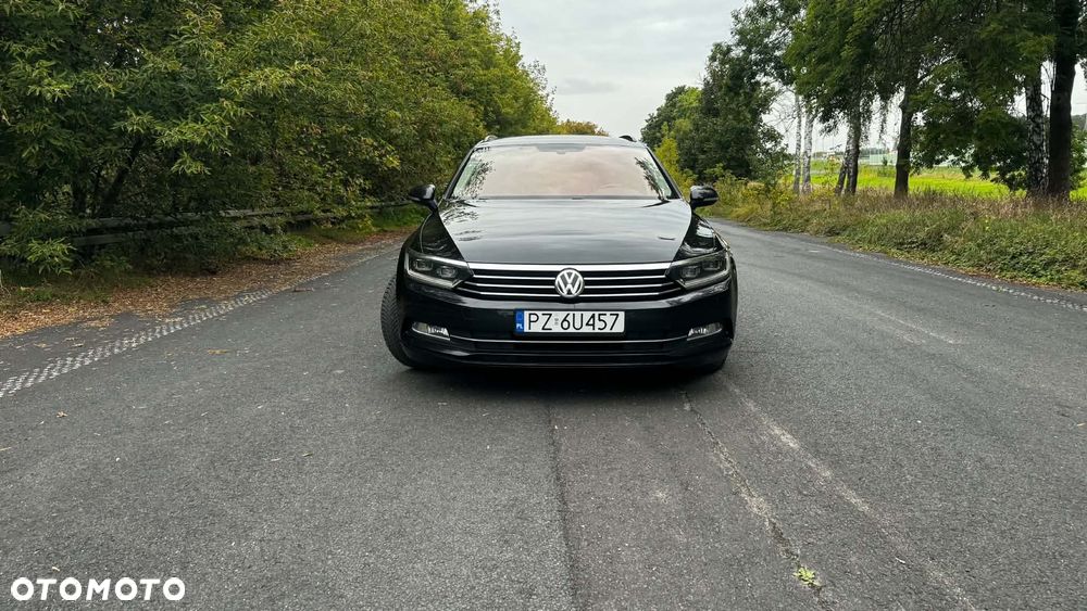 Volkswagen Passat 1.6 TDI BMT Comfortline - 18
