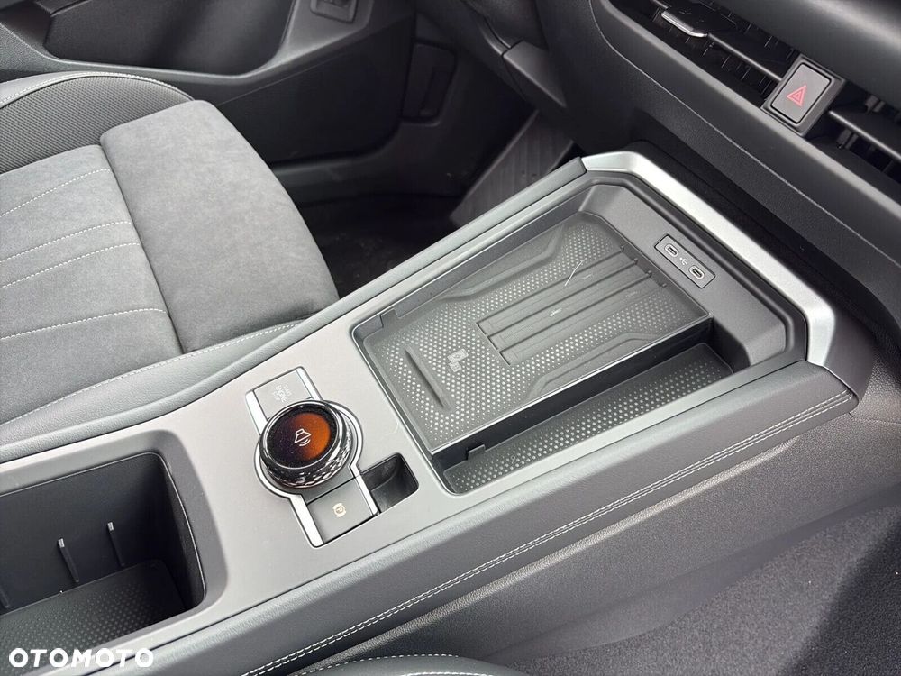 Volkswagen T-Roc 1.5 eTSI Style DSG - 23