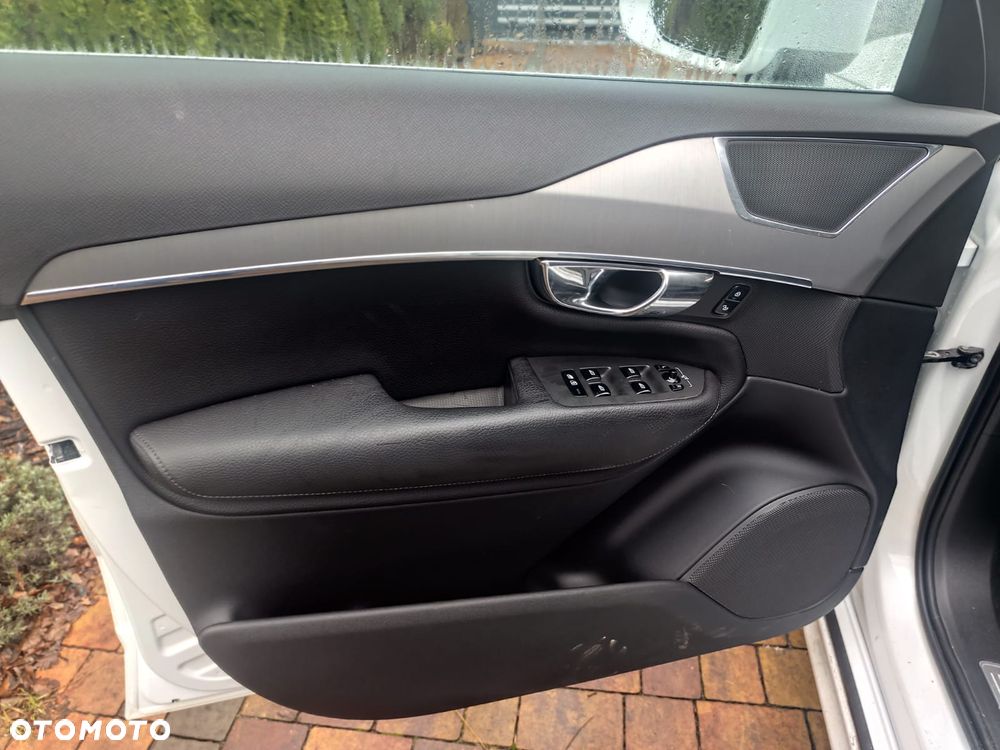 Volvo XC 90 B5 B AWD Inscription 7os - 35