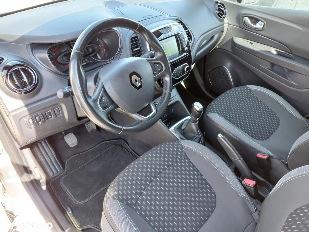Renault Captur - 12