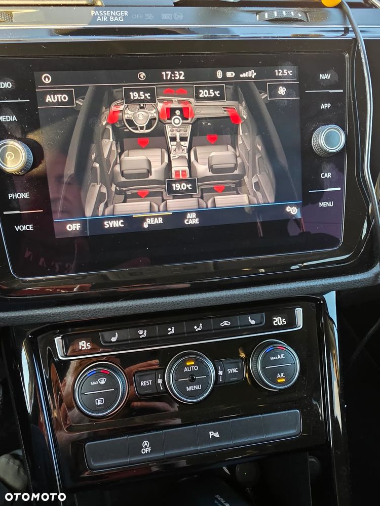 Volkswagen Touran 1.6 TDI SCR (BlueMotion Technology) Comfortline - 18