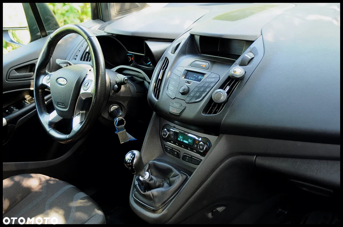 Ford Transit Connect - 27