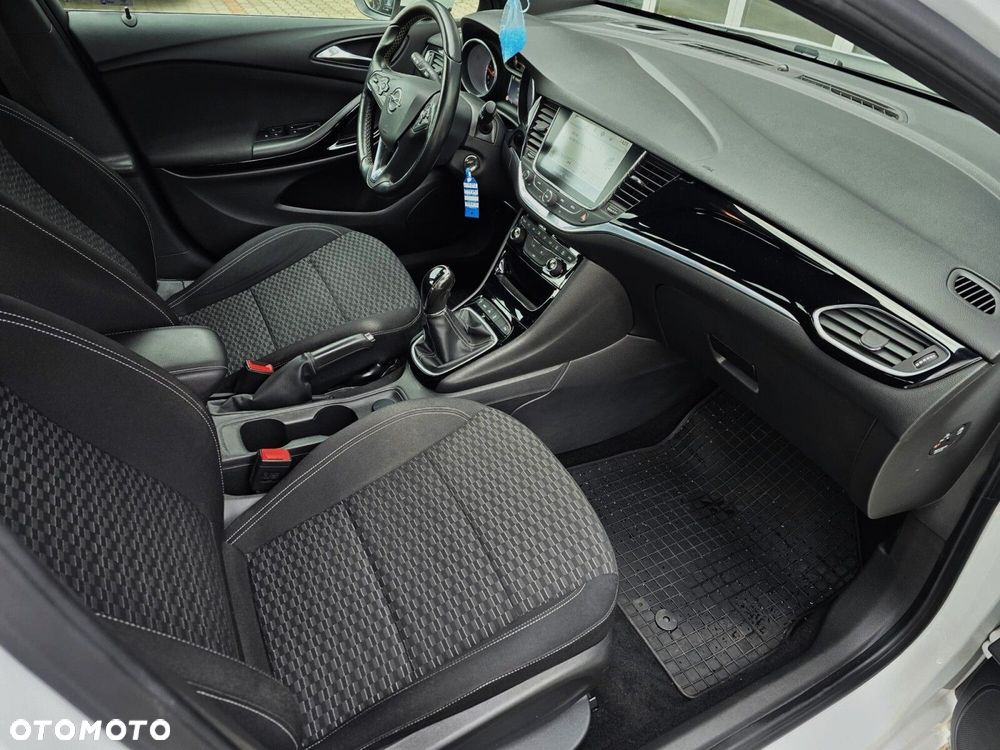 Opel Astra 1.6 CDTI Enjoy - 15