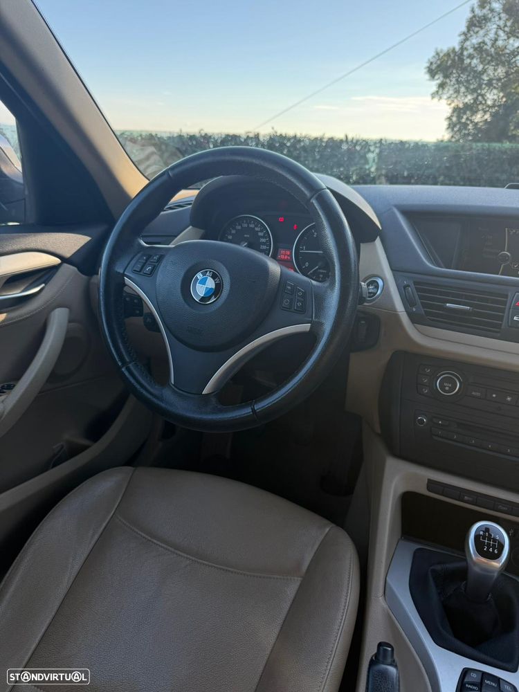 BMW X1 sDrive18d - 12
