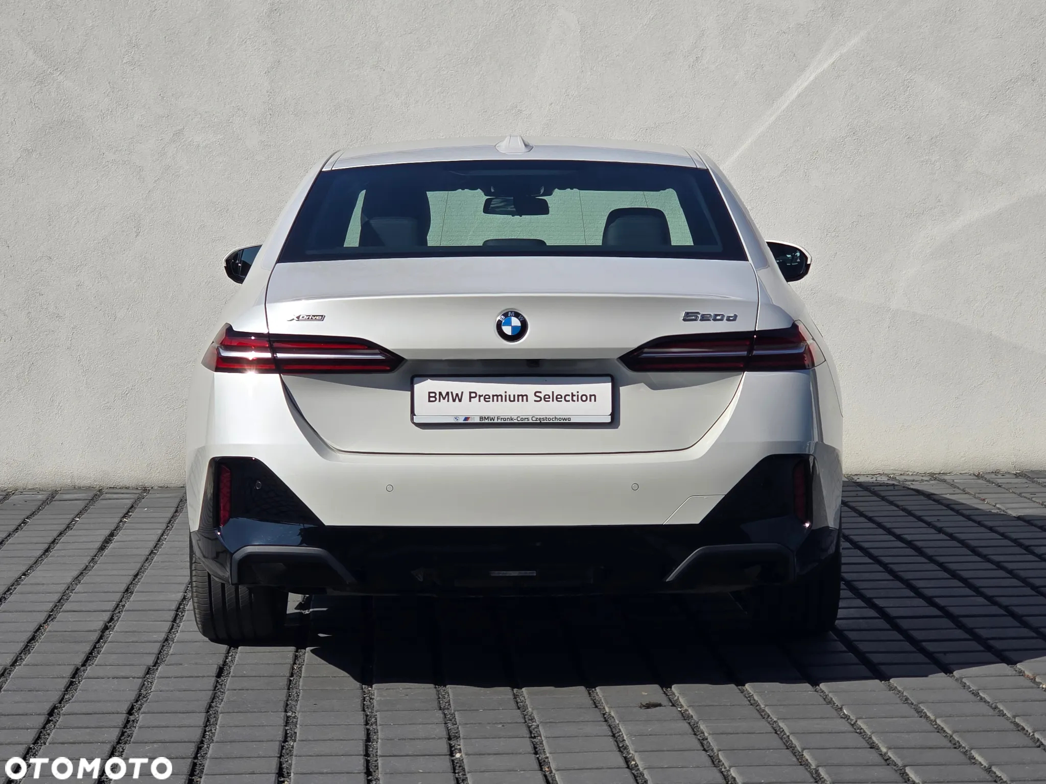 BMW Seria 5 520d xDrive - 4