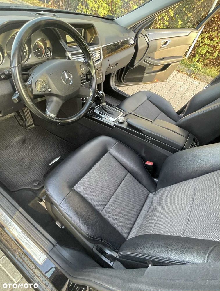 Mercedes-Benz Klasa E - 7