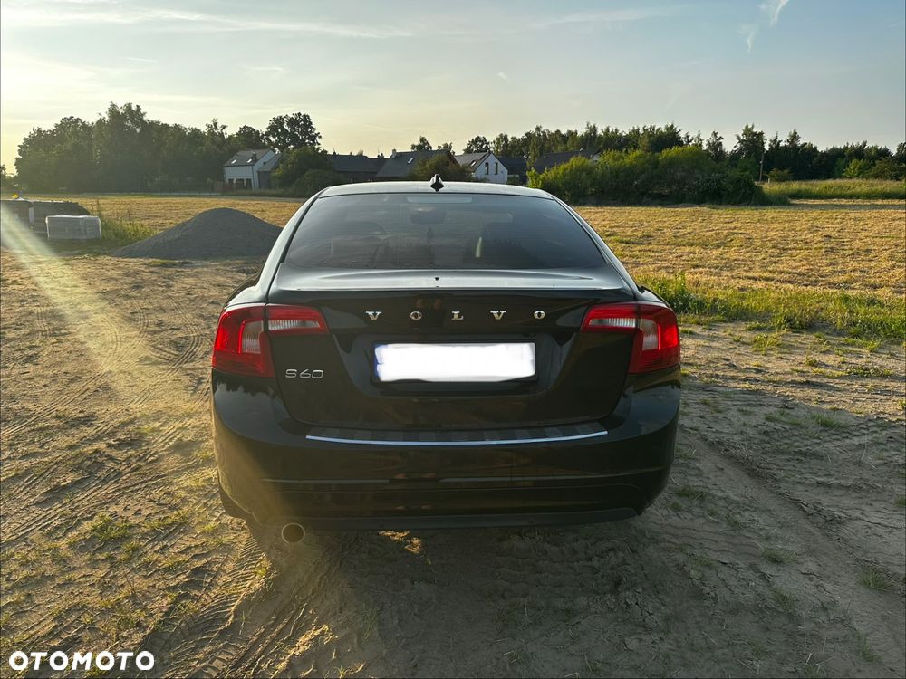 Volvo S60 D2 Drive-E Momentum - 7