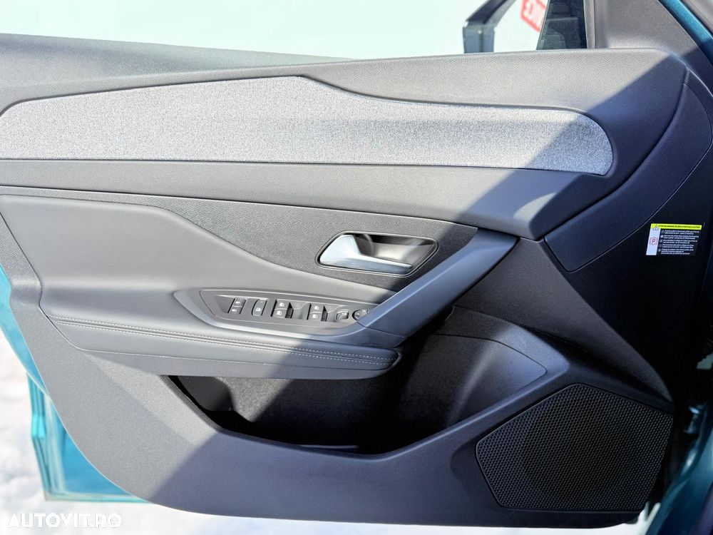 Peugeot 308 1.5L BlueHDI 130 S&S EAT8 Style - 32