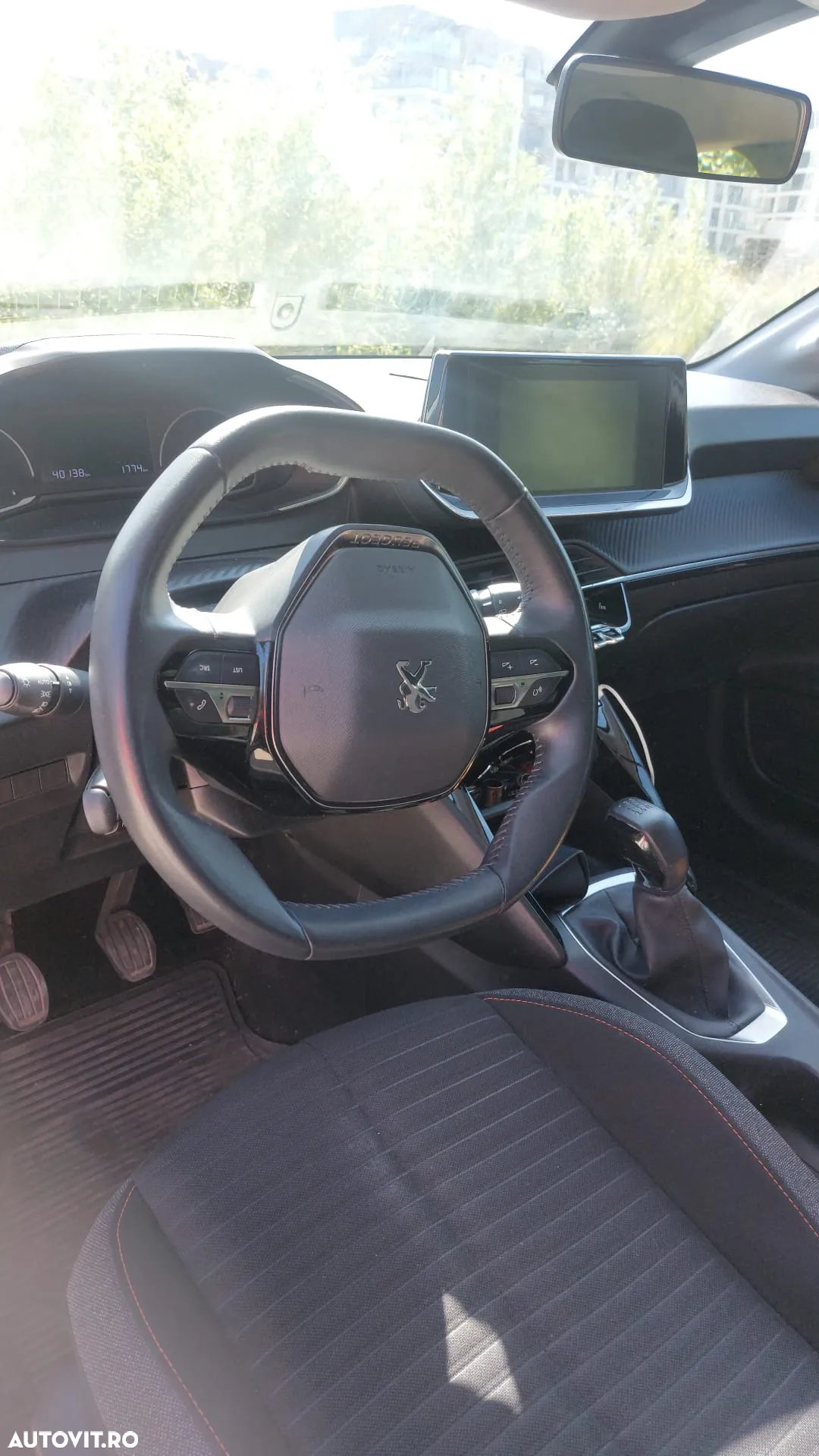 Peugeot 208 1.2 L PureTech STT Active - 5