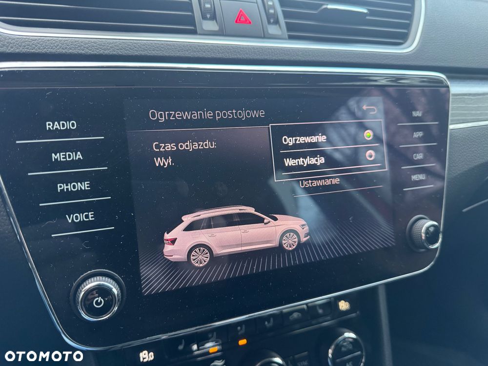 Skoda Superb 2.0 TDI DSG Style - 11