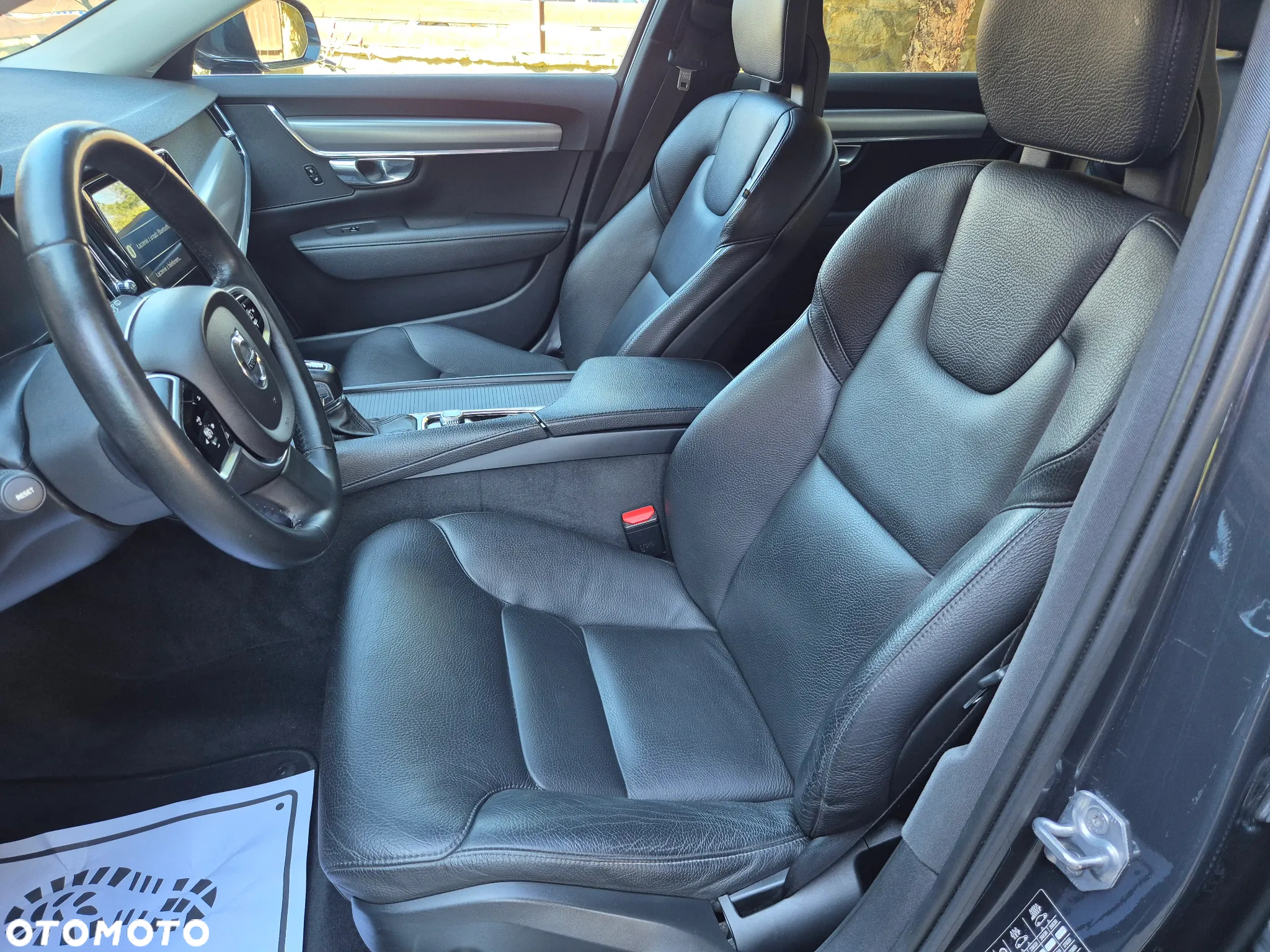 Volvo V90 D4 Geartronic Momentum Pro - 7