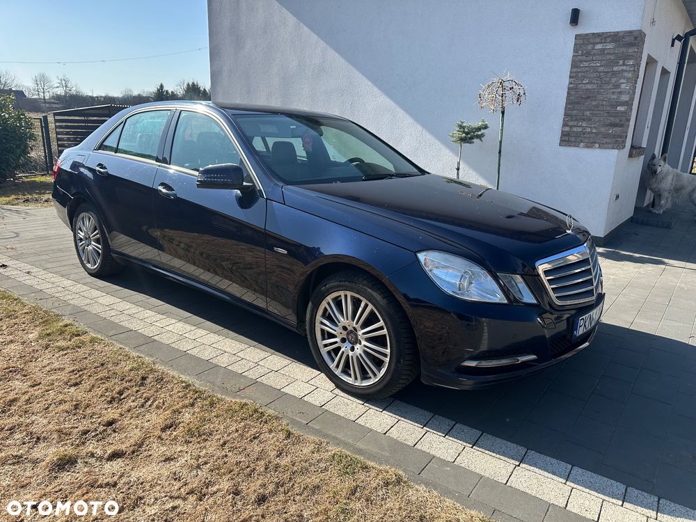 Mercedes-Benz Klasa E 250 BlueTEC 4Matic 7G-TRONIC - 4