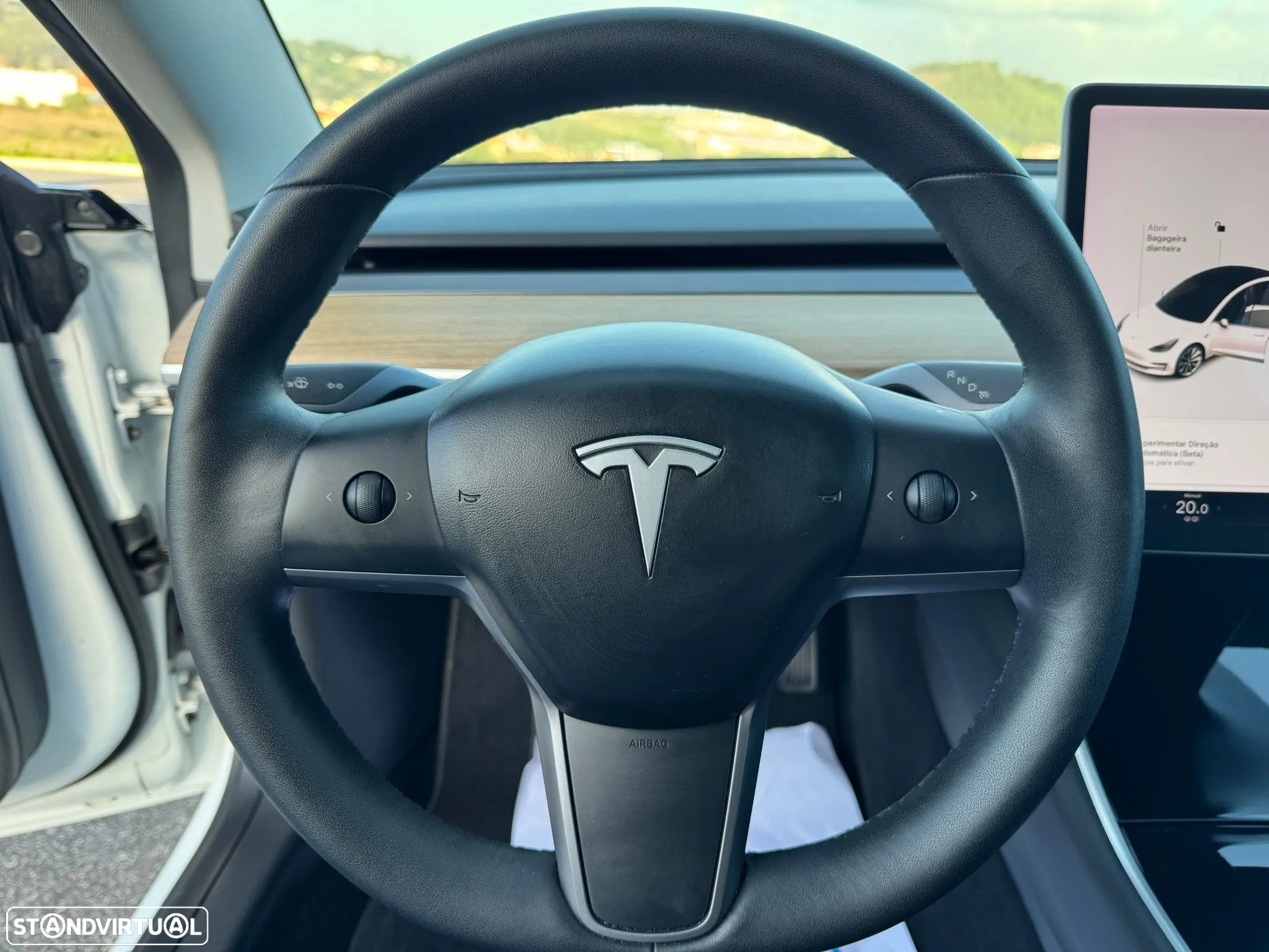 Tesla Model 3 Long-Range Dual Motor AWD - 16