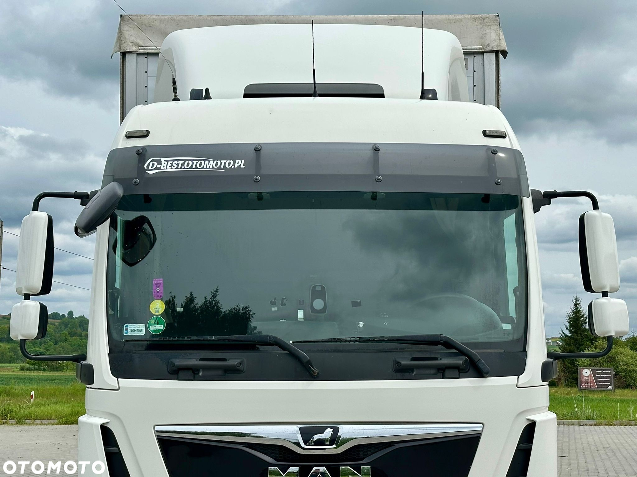 MAN TGL 12.250 / FIRANKA / 23 EUROPALETY / 9.5 M DŁUGOŚCI / NISKI PRZEBIEG / 380 TYS KM / SYPIALKA / 11.2020 ROK - 9