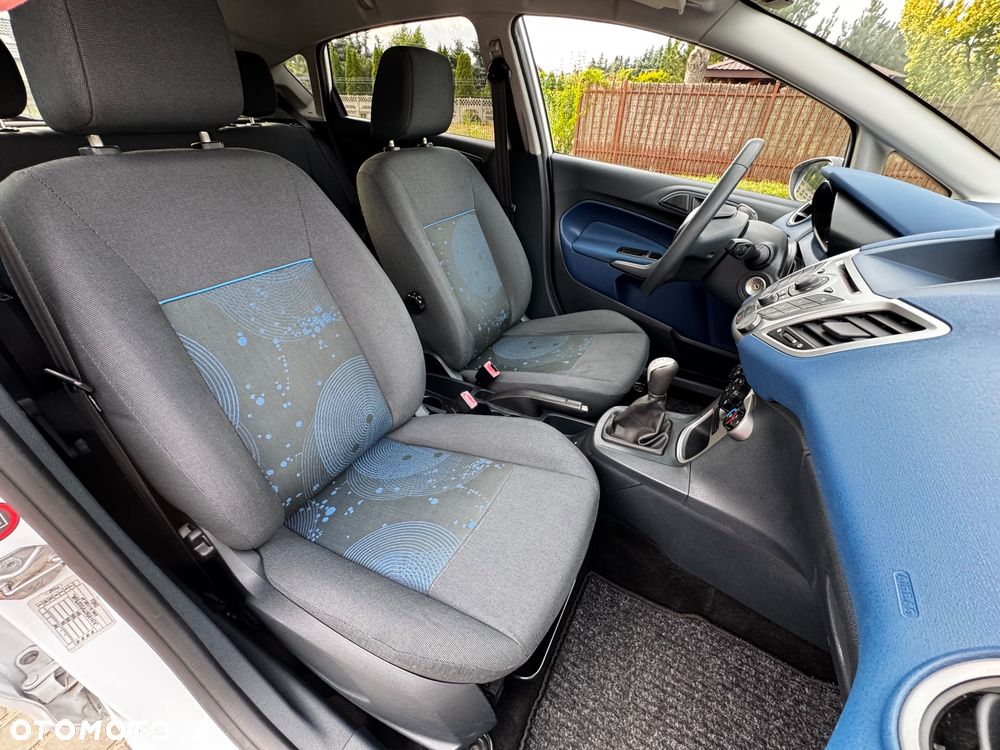 Ford Fiesta - 21