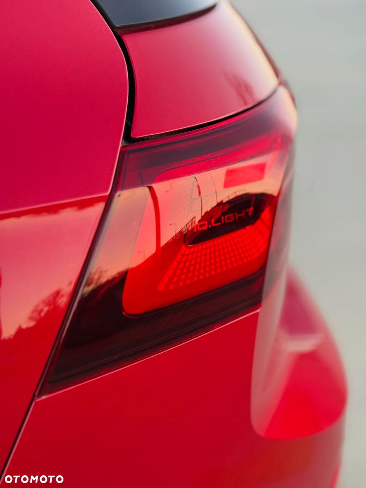 Volkswagen Golf GTI (BlueMotion Technology) DSG Performance - 16