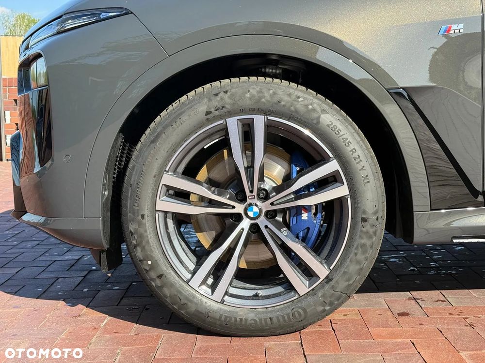 BMW X7 - 8