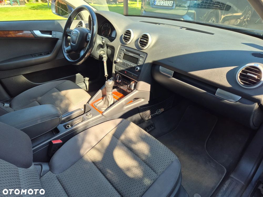 Audi A3 Sportback 2.0 TDI DPF Attraction - 5