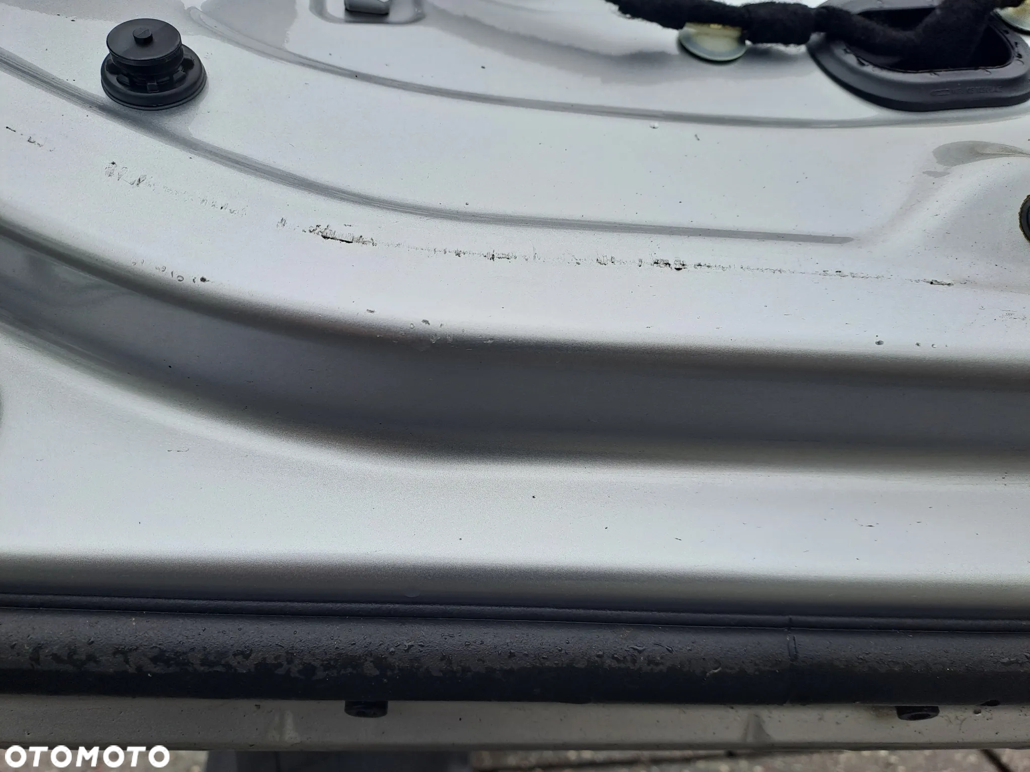Volkswagen Jetta III 1K2 A5 sedan zderzak tylny z PDC kod lakieru LA7W - 22