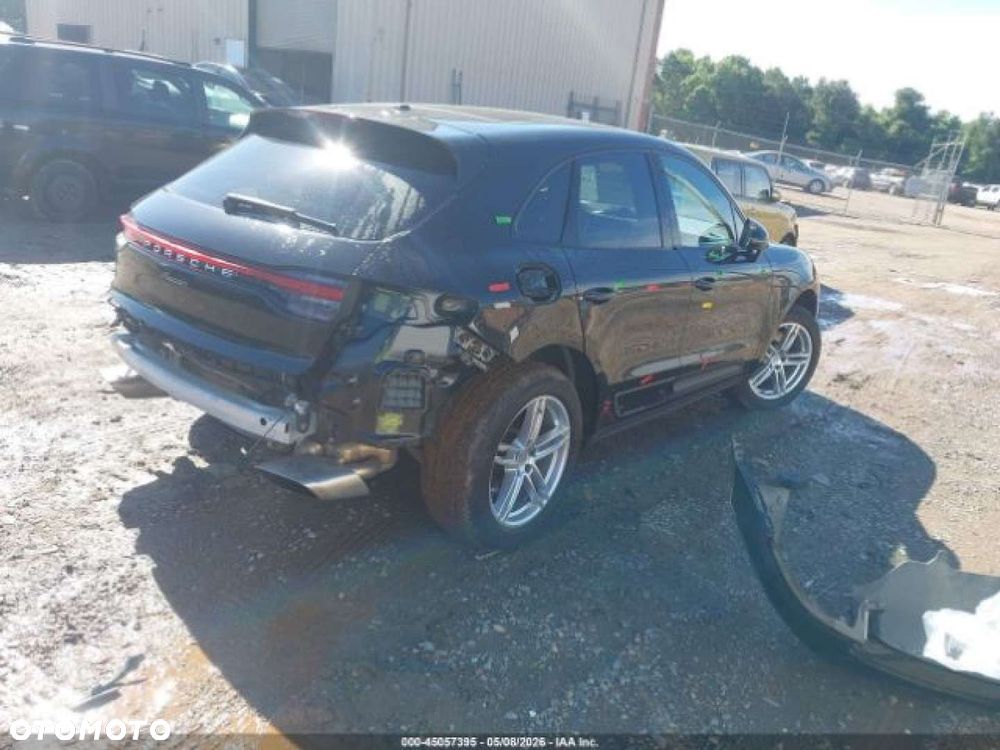 Porsche Macan - 4