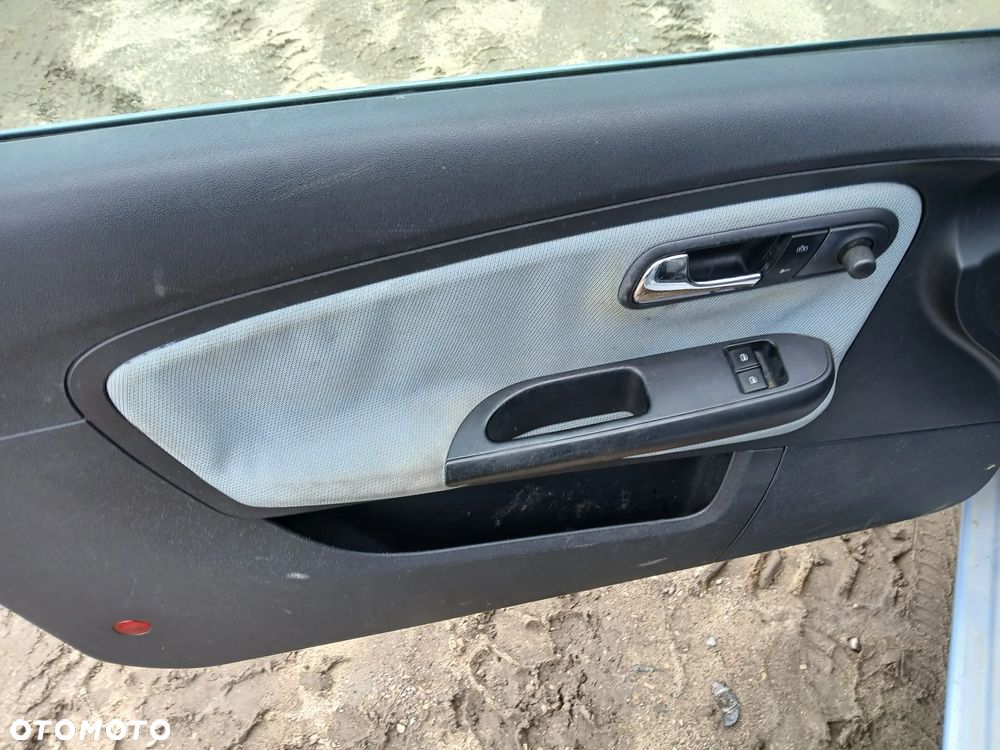seat ibiza III fotel kanapa deska kokpit podsufitka boczek podłokietnik licznik panel szyb stacyjka - 2