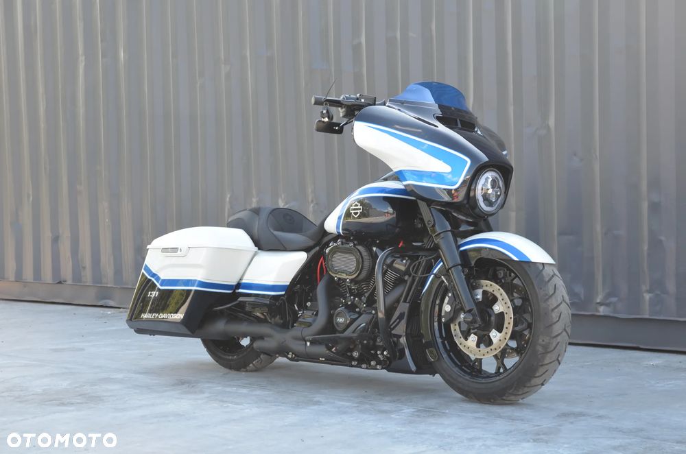 Harley-Davidson Touring Street Glide - 25