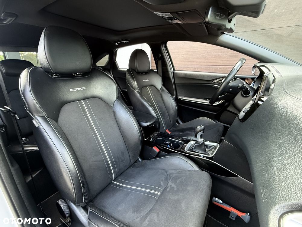 Kia ProCeed 1.5 T-GDI OPF GT LINE - 31