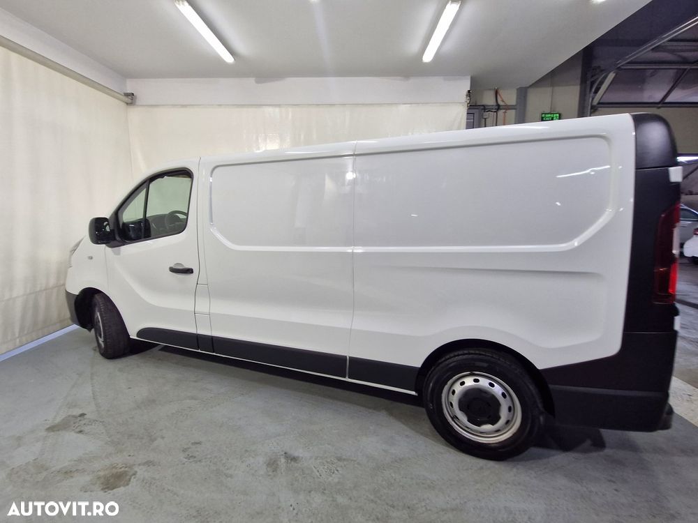 Renault TRAFIC - 12