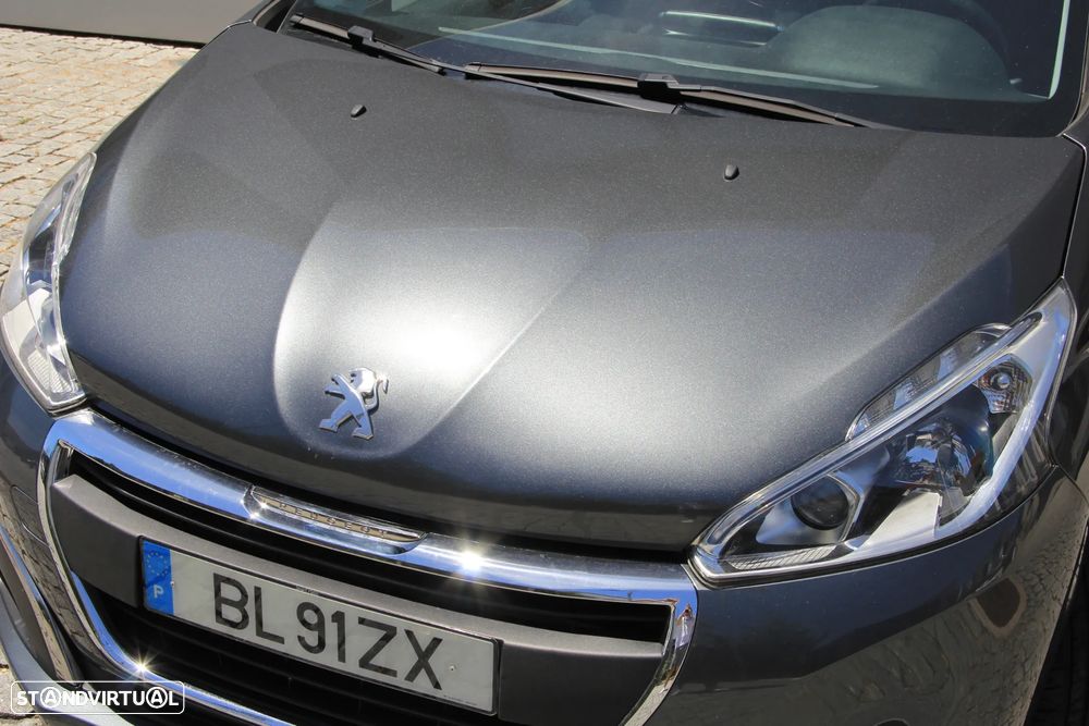 Peugeot 208 1.2 PureTech Style - 9