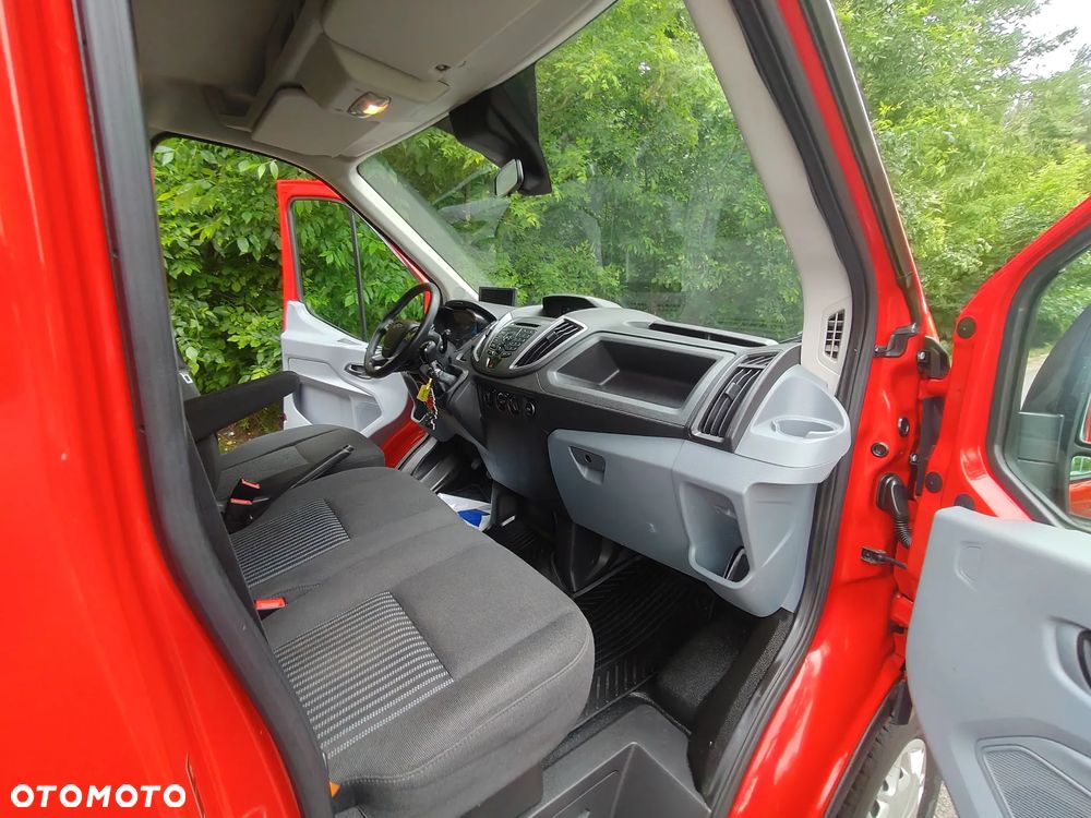 Ford Transit - 31