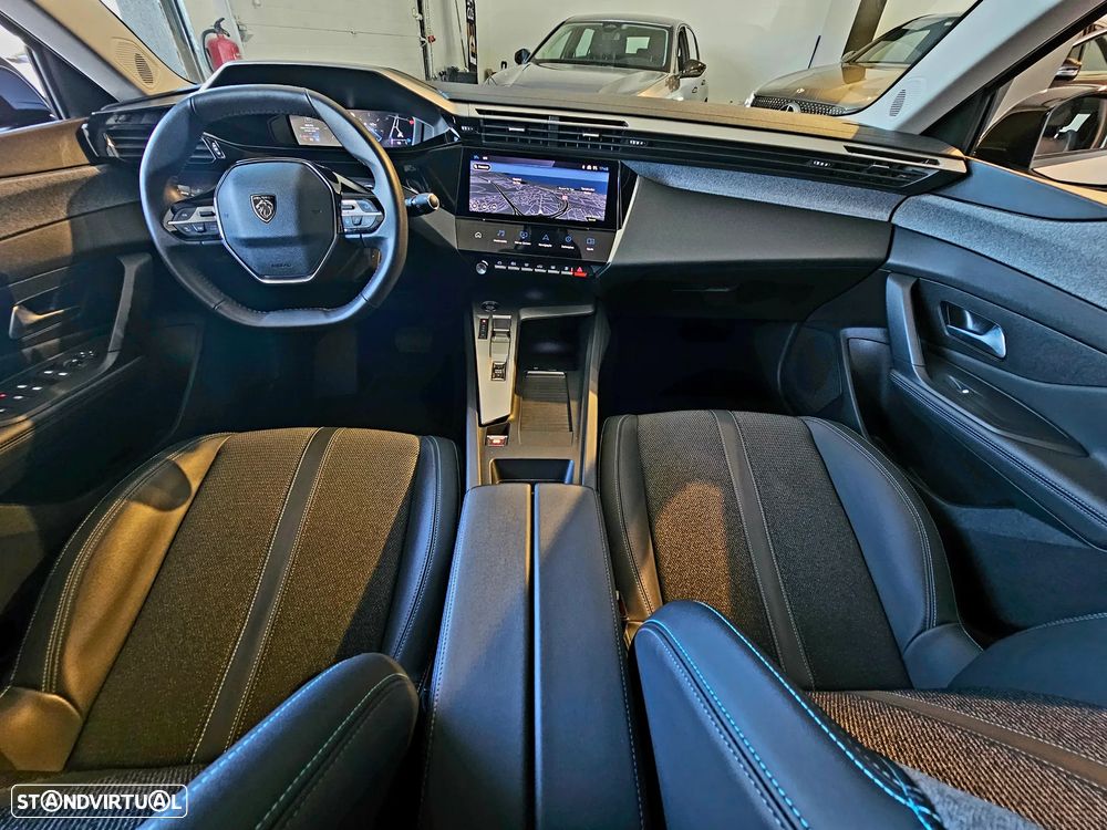 Peugeot 308 PureTech 130 EAT8 Allure - 25
