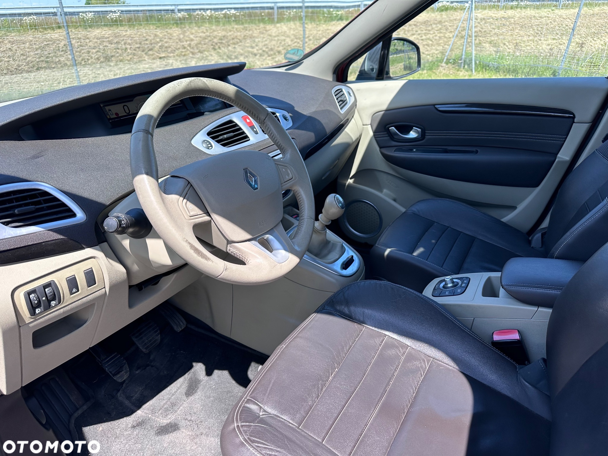 Renault Scenic 1.4 16V TCE TomTom Edition - 10