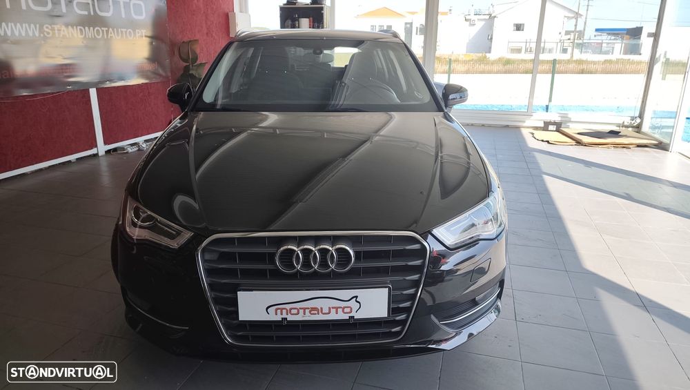 Audi A3 Sportback 1.6 TDI Attraction - 3
