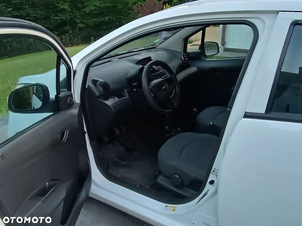 Chevrolet Spark 1.0 Base - 6