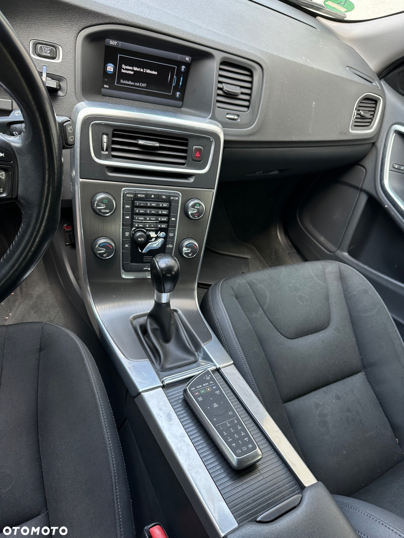 Volvo V60 D2 Momentum - 12