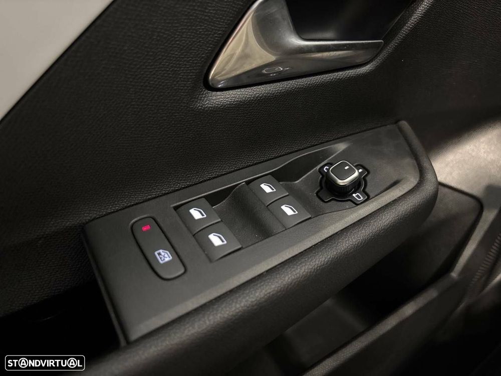 Opel Astra 1.5 D Edition Aut. - 20