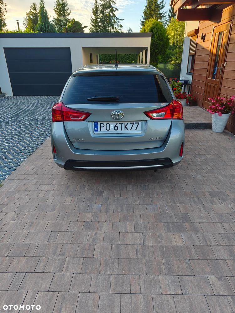 Toyota Auris 1.4 D-4D Active - 5