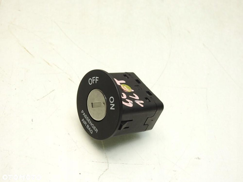 WŁĄCZNIK AIRBAG KIA CEED I 378090 - 6