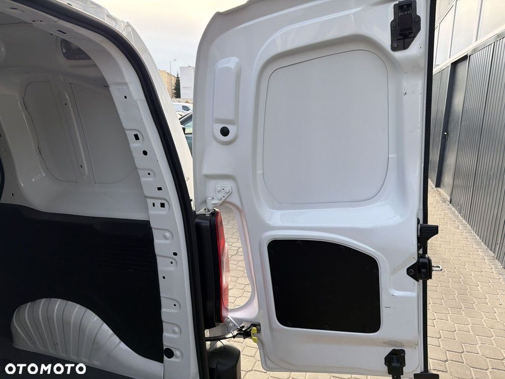 Toyota proace-city - 28