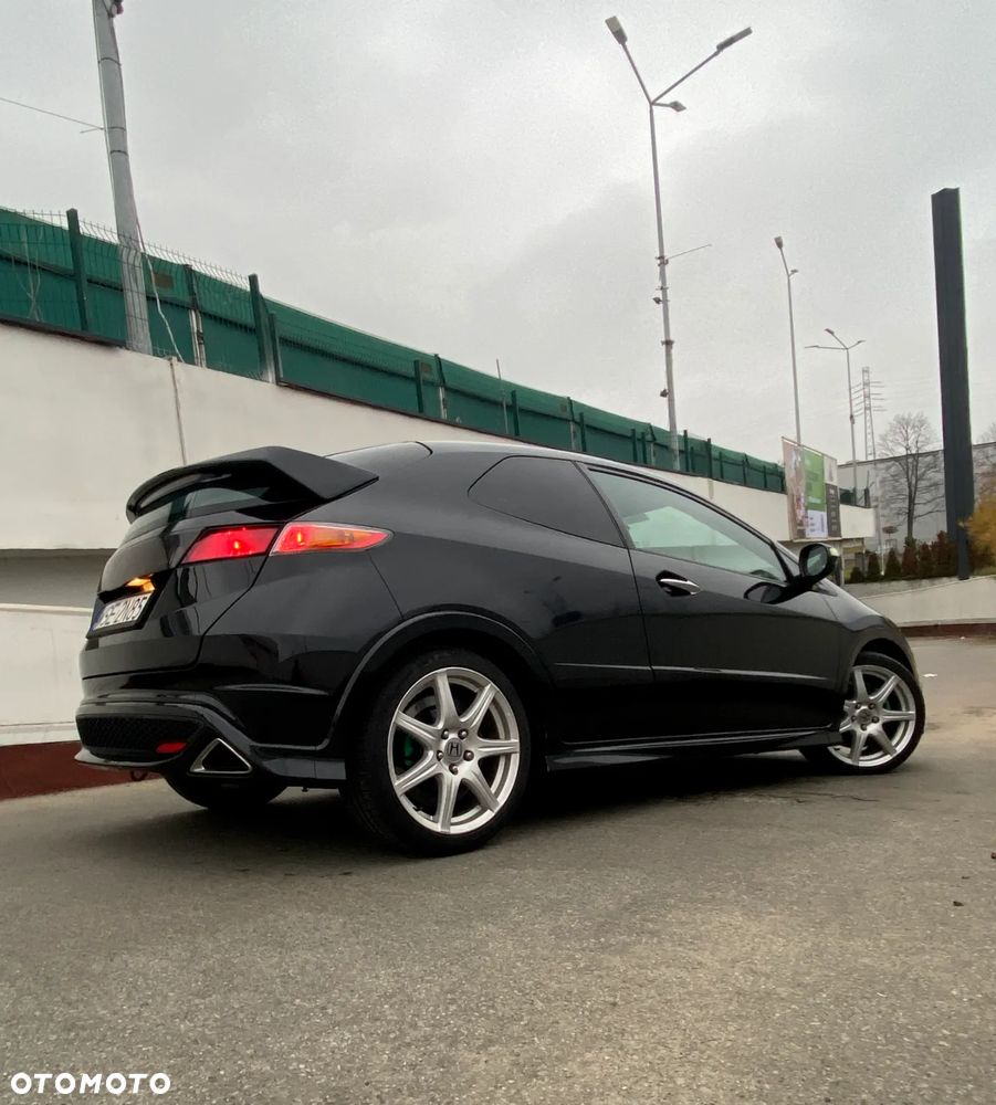 Honda Civic 2.2i-CTDi TypeS - 4