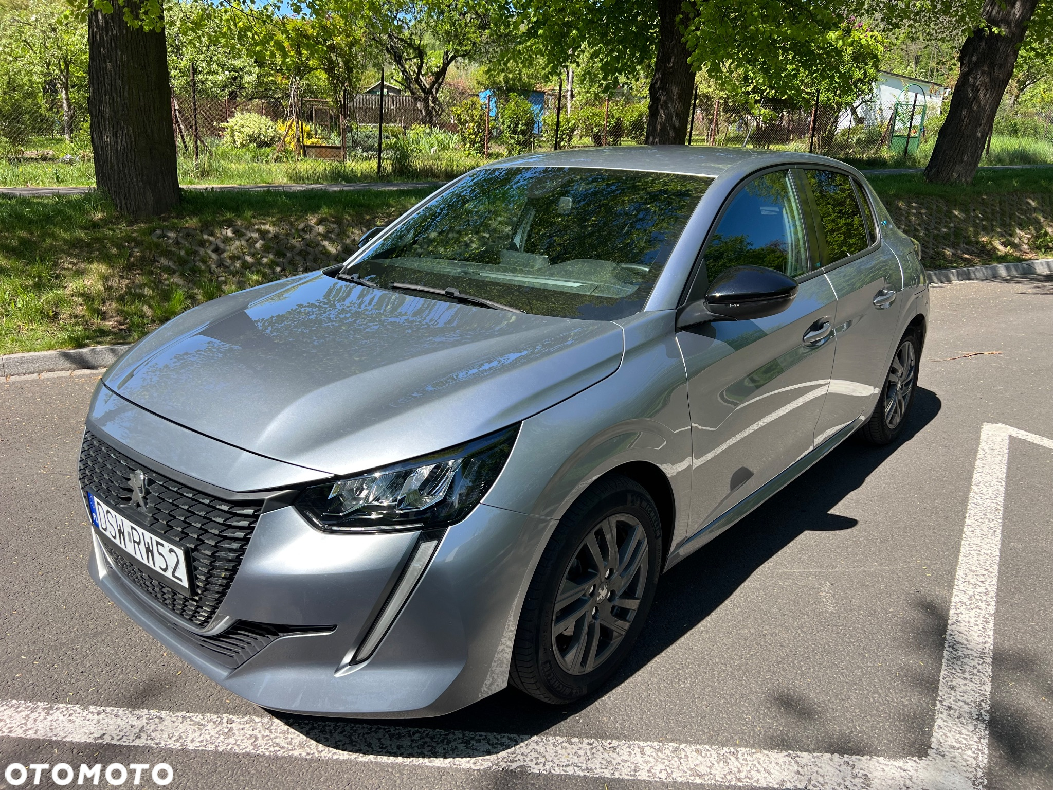 Peugeot 208 PureTech 100 Style - 2