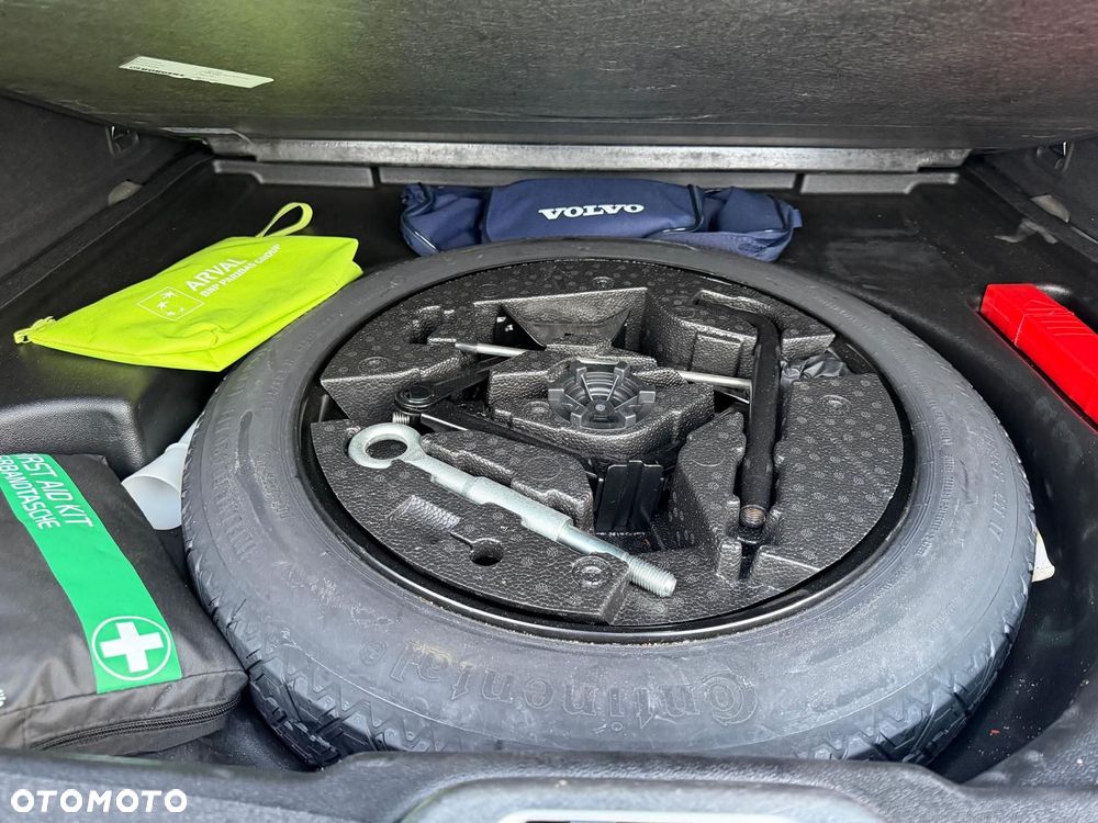 Volvo V60 Cross Country D4 Drive-E Momentum - 14