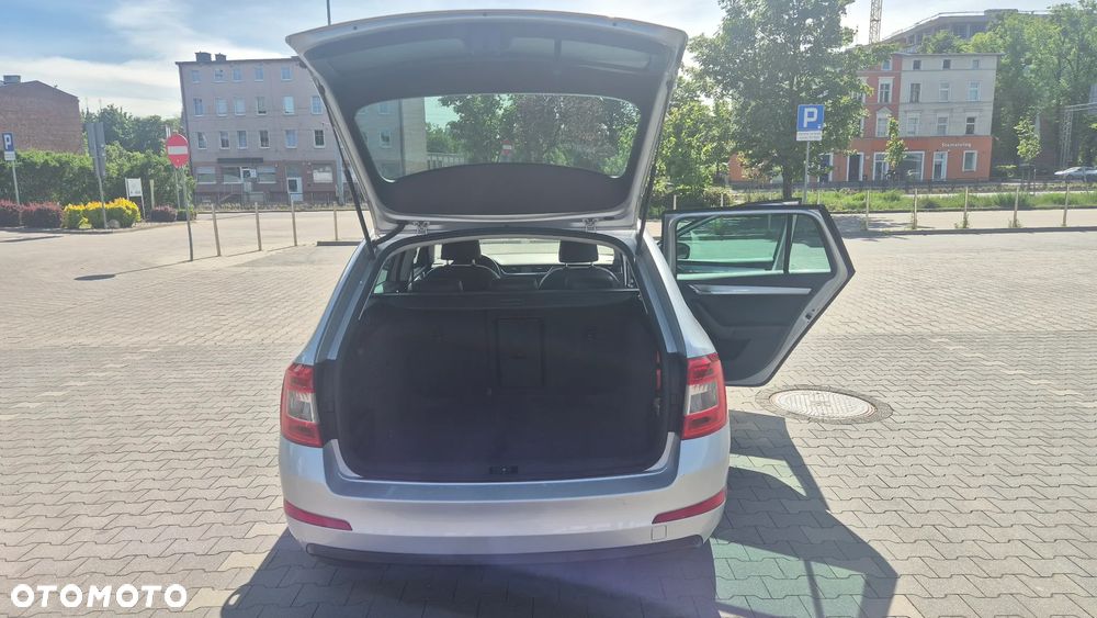 Skoda Octavia 1.8 TSI Style DSG - 27