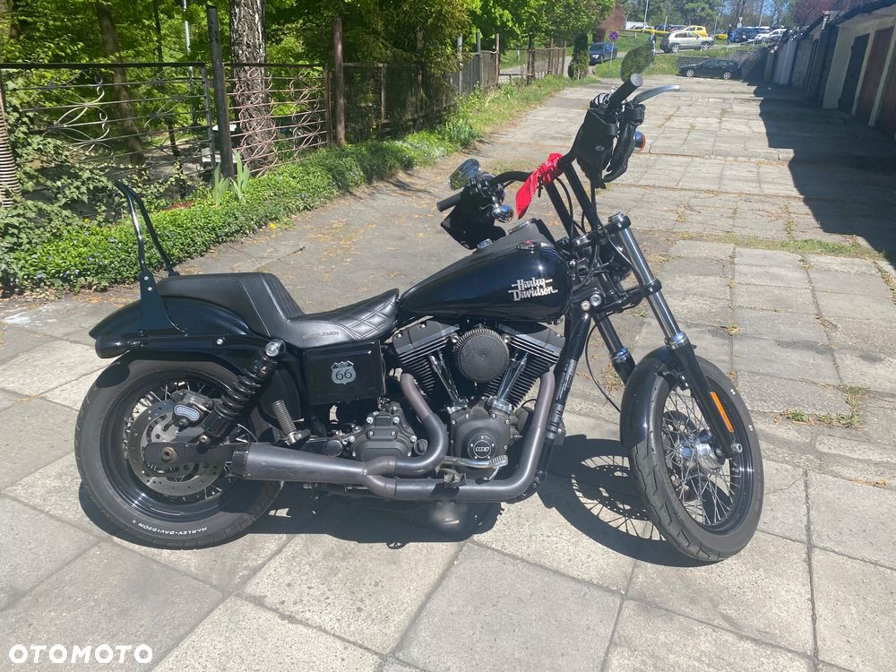 Harley-Davidson Dyna Street Bob - 3