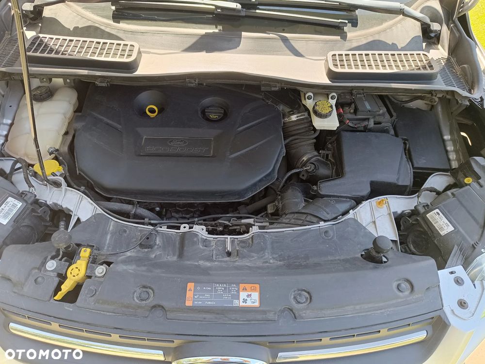 Ford Escape 2.0 EcoBoost AWD Titanium - 16
