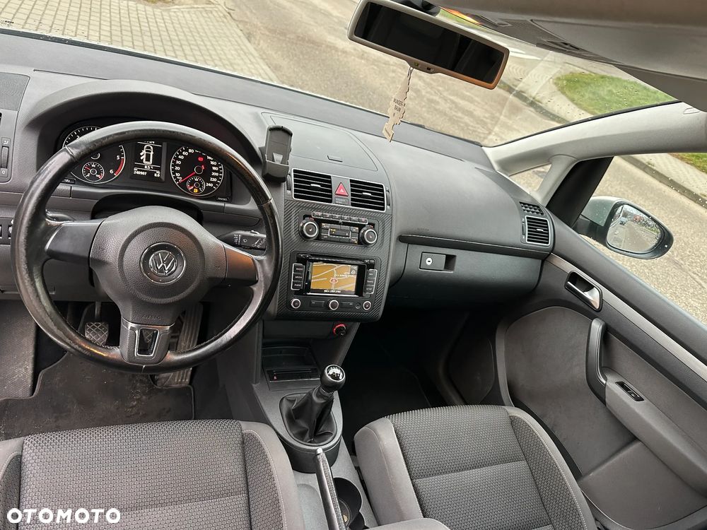 Volkswagen Touran 1.6 TDI DPF STYLE - 5