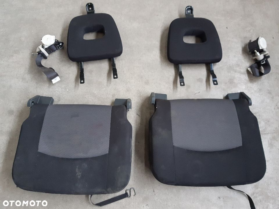 OPARCIA zagłówki tylne MITSUBISHI L200 wersja 1,5 kabiny - 1