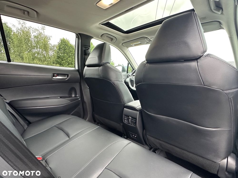 Toyota Corolla Cross - 24