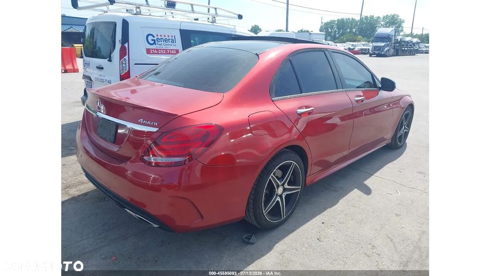 Mercedes-Benz Klasa C 300 9G-TRONIC AMG Line - 4